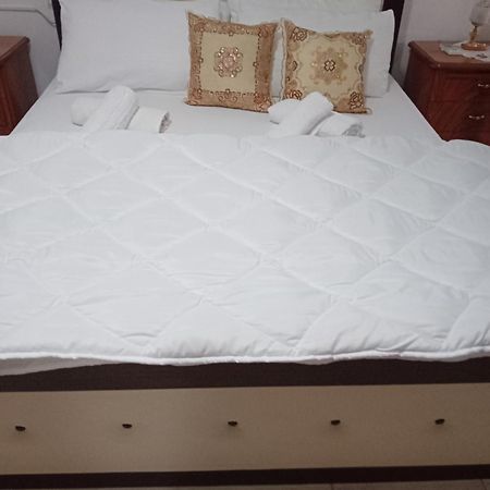 Olivia Guesthouse Gjirokastra Kültér fotó